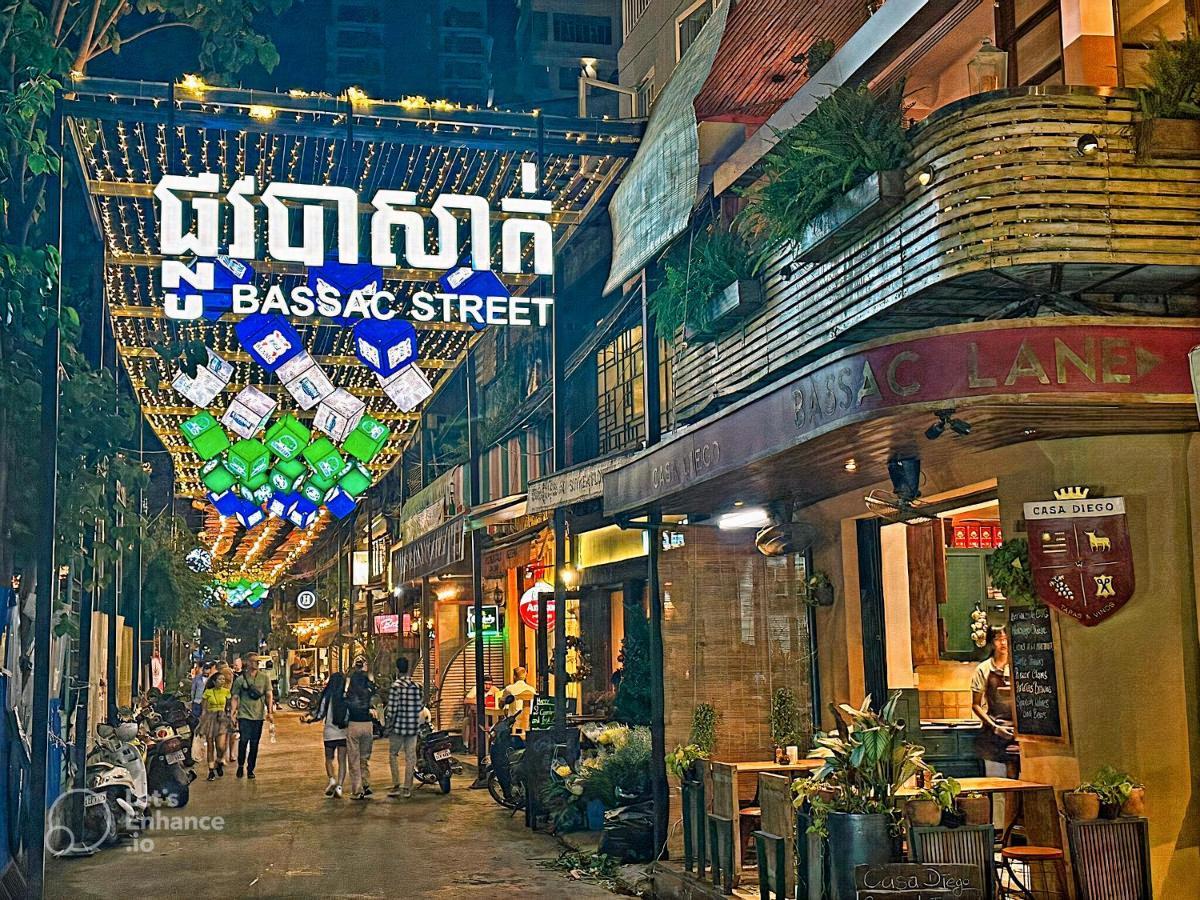 Times Hotel At Bassac Lane بنوم بنه المظهر الخارجي الصورة