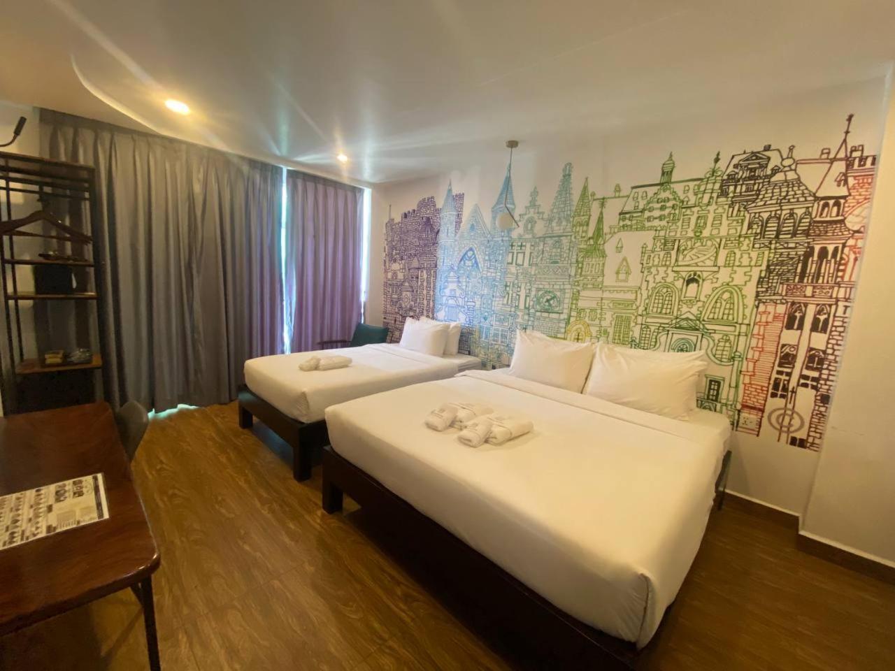 Times Hotel At Bassac Lane بنوم بنه المظهر الخارجي الصورة