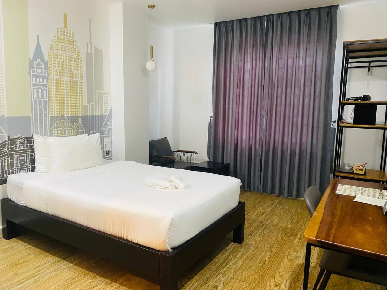 Times Hotel At Bassac Lane بنوم بنه المظهر الخارجي الصورة
