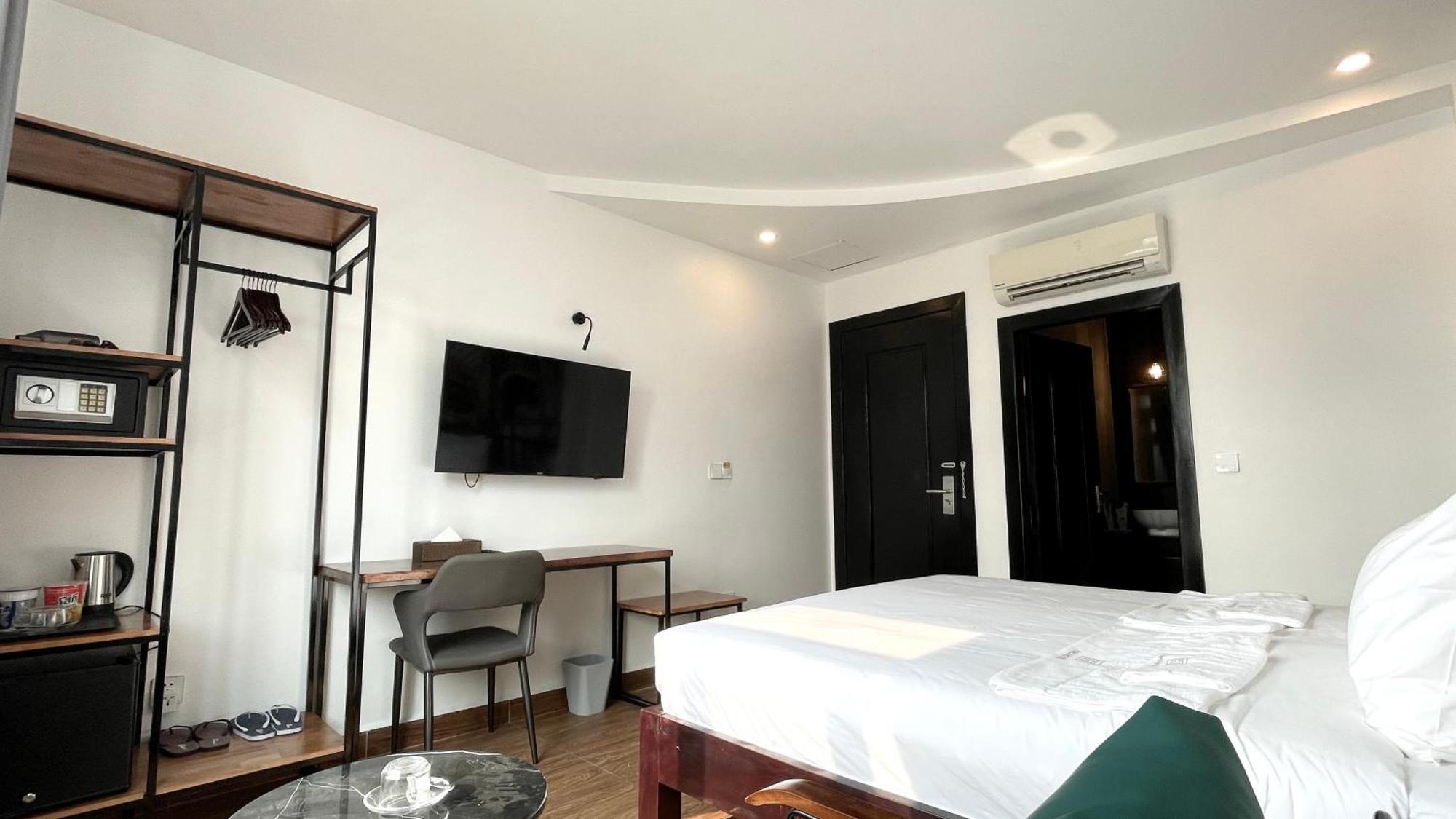 Times Hotel At Bassac Lane بنوم بنه المظهر الخارجي الصورة